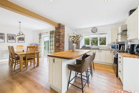 3 bedroom detached bungalow for sale, Hill Street, Summerhill, Wrexham