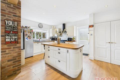 3 bedroom detached bungalow for sale, Hill Street, Summerhill, Wrexham