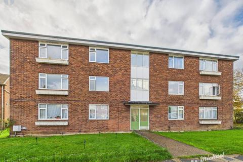 Intalbury Avenue, Aylesbury, Buckinghamshire