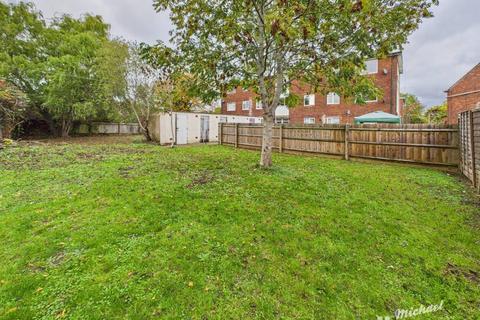 undefined, Intalbury Avenue, Aylesbury, Buckinghamshire