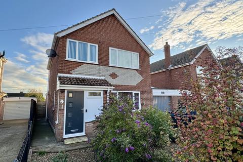 3 bedroom link detached house for sale, West Street, Leven, HU17 5LE