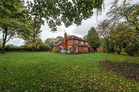 undefined, Sudbury Road, Yoxall, DE13