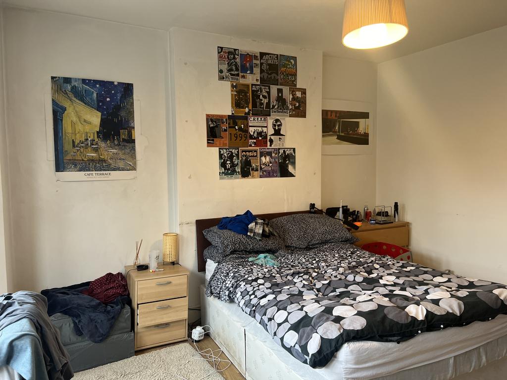 Bedroom 18.JPG