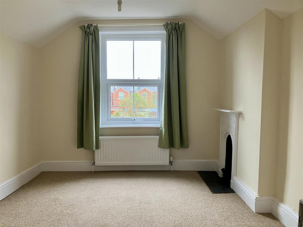 Bedroom 3.jpeg