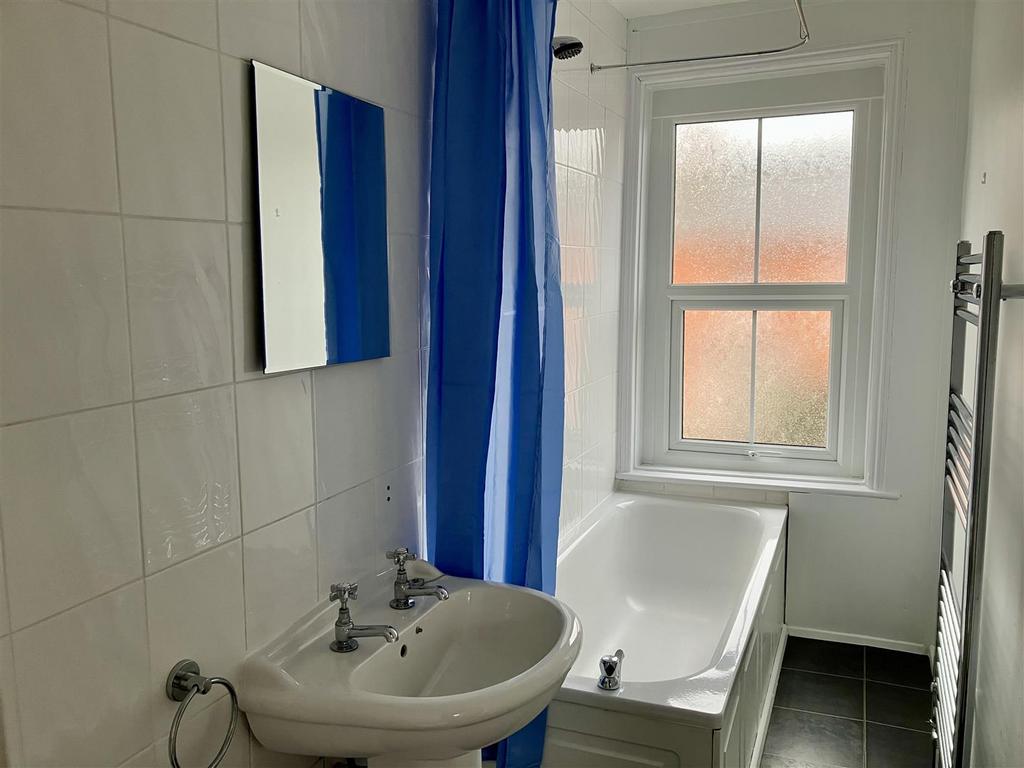 Bathroom.jpeg