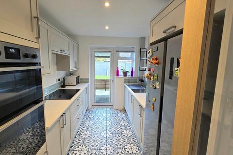 2 bedroom detached bungalow for sale, Spring Lane, Bexhill-on-Sea, TN39