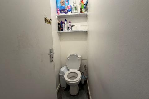 Flat 52, Selman House Hedgers Grove, London, E9 5AP
