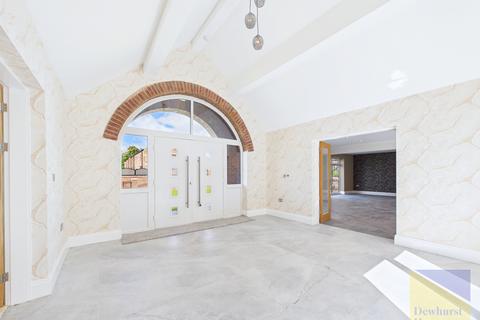 5 bedroom detached house for sale, Preston Road, Catforth PR4