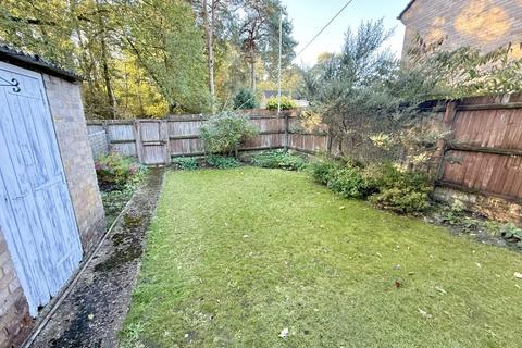 4 bedroom semi-detached house for sale, Waterman Close, Bordon GU35
