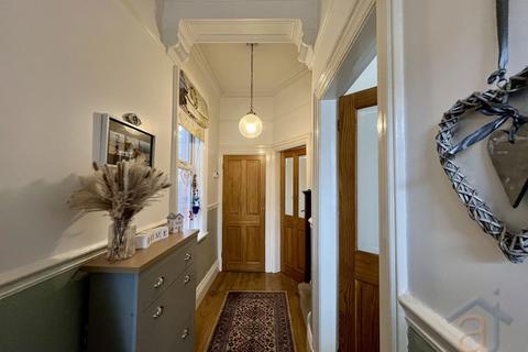 4 bedroom semi-detached house for sale, Chester Road Southport PR9 7HD