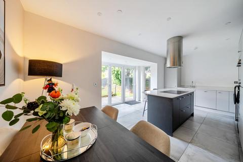 4 bedroom semi-detached house for sale, Millwood Gardens, Killay, Swansea