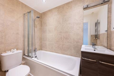 1 bedroom flat for sale, Clanricarde Gardens, Notting Hill Gate, London, W2
