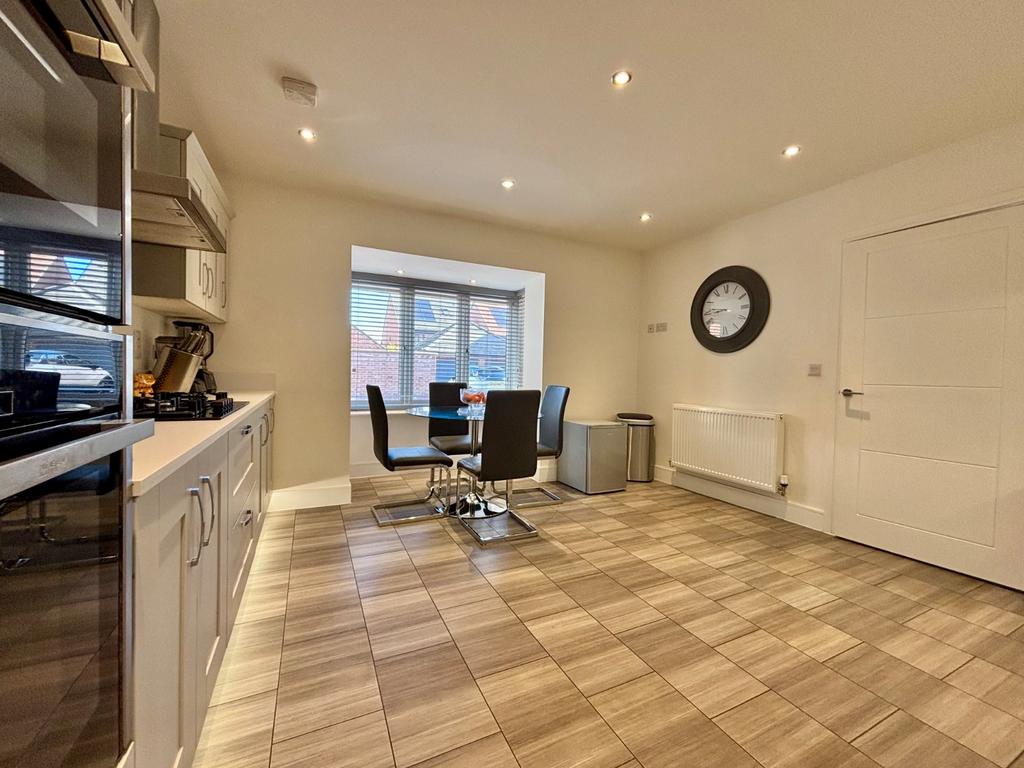 Kitchen / Breakfast