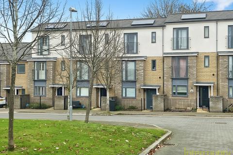 Vince Dunn Mews, Essex CM17
