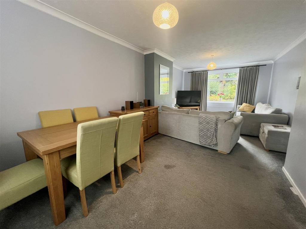 Living/dining