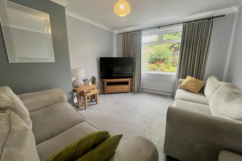 undefined, Manor Avenue, Sale