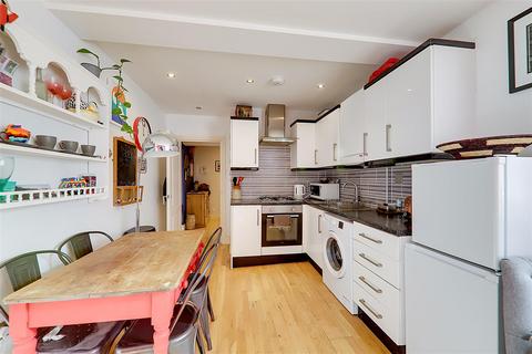 2 bedroom flat for sale, Chapel Road, Worthing BN11