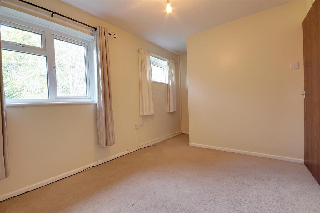 Bedroom 2.jpg