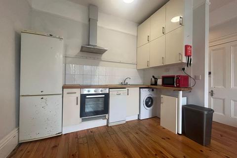 1 bedroom flat to rent, 6 Lockyer Road, Plymouth PL3