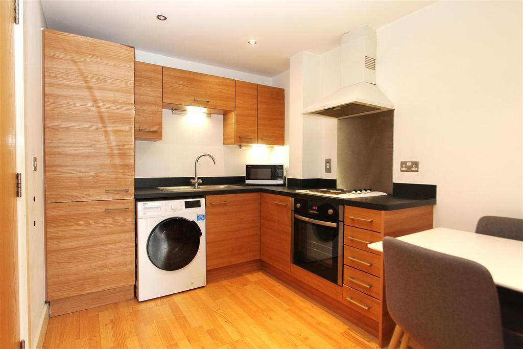 Kitchen.JPG