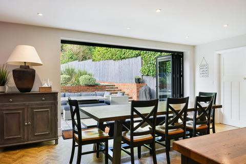 Blackwoods Bushey Croft, Oxted, RH8 9JX
