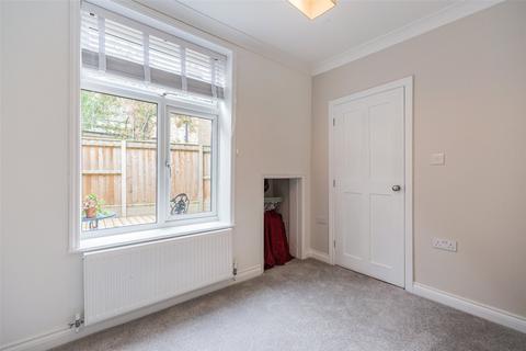 53 Carlyle Road, Cambridge, CB4 3DH