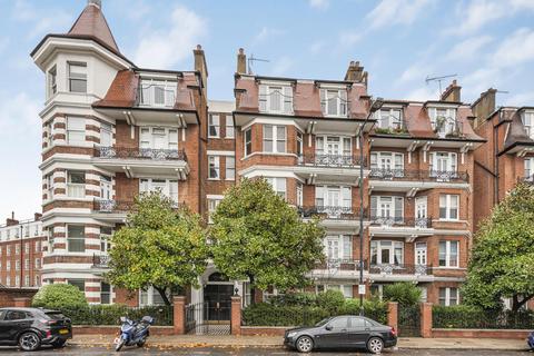 3 bedroom apartment to rent, Ashburnham Road, London