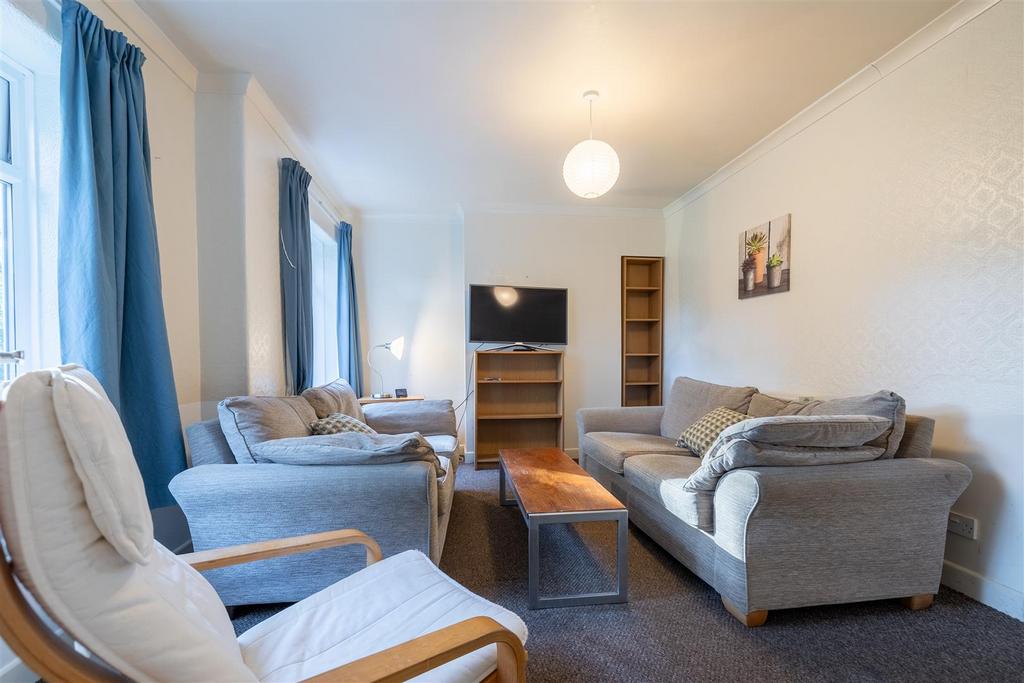 16 Kenilworth Place 1.jpg