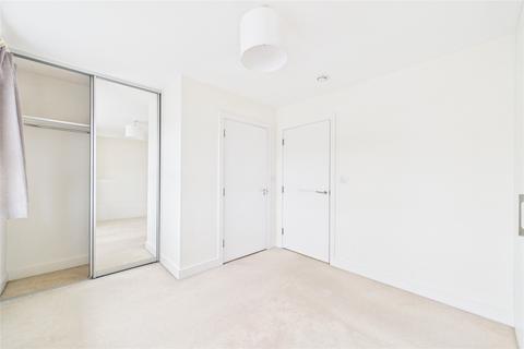 2 bedroom semi-detached house for sale, Puffin Way, Reading, Berkshire, RG2