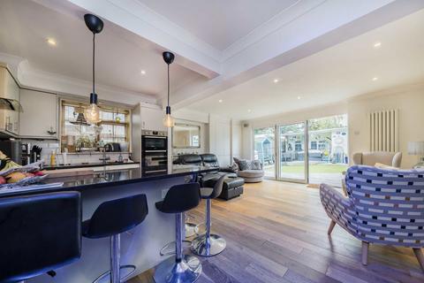 undefined, Groveley Road, Sunbury-On-Thames TW16