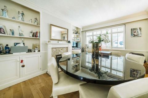undefined, Groveley Road, Sunbury-On-Thames TW16