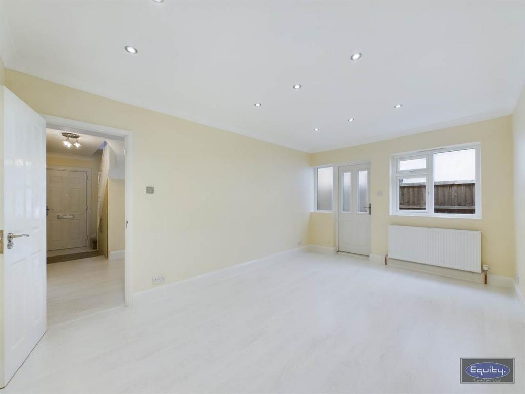 Bedroom One (2)