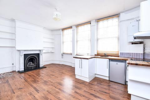 undefined, Muswell Hill Broadway, London, N10