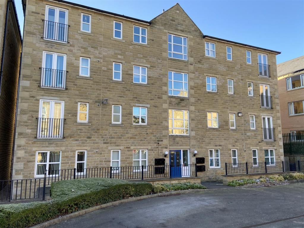 Bramleys Estate Agents - Huddersfield Road - Mirfi