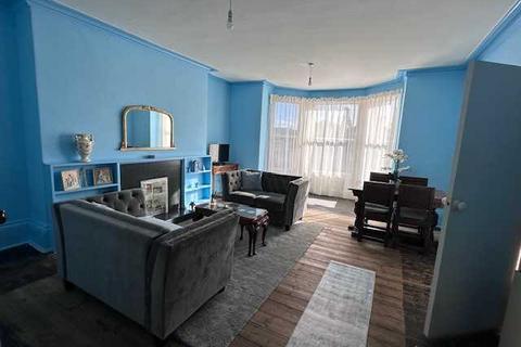 undefined, Third Floor Flat, 21 Prince of Wales Terrace, Scarborough