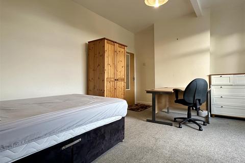 1 bedroom in a house share to rent, Hangingwater Road, Sheffield