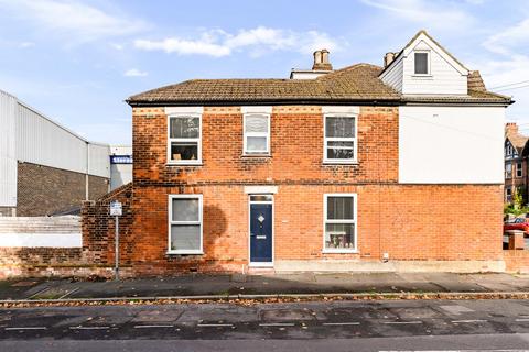 7 Devon Road, Folkestone, CT19 5AH