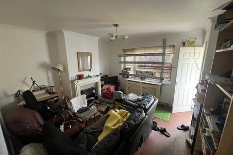 2 bedroom terraced house for sale, Lindley Avenue, Huddersfield, West Yorkshire, HD3