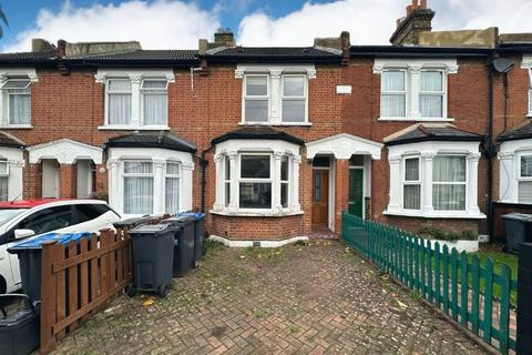 59 Moffat Road, Thornton Heath, CR7 8PY