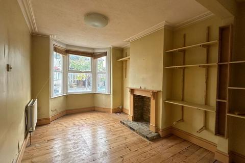 59 Moffat Road, Thornton Heath, CR7 8PY