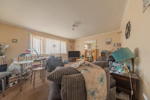 2 bedroom flat for sale, Cross Road, Coventry CV6