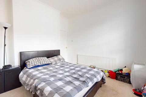 2 bedroom flat for sale, Robert Street, South Shields, Tyne and Wear, NE33 3AG