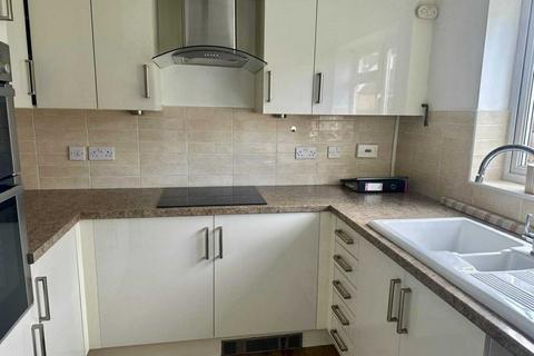 undefined, NIDEGGEN CLOSE, THATCHAM RG19