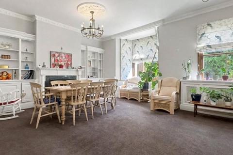 undefined, Eggars Hill, Aldershot, Hampshire, GU11