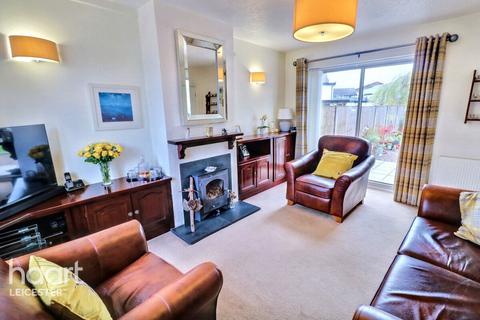 3 bedroom terraced house for sale, Narborough Road, Leicester
