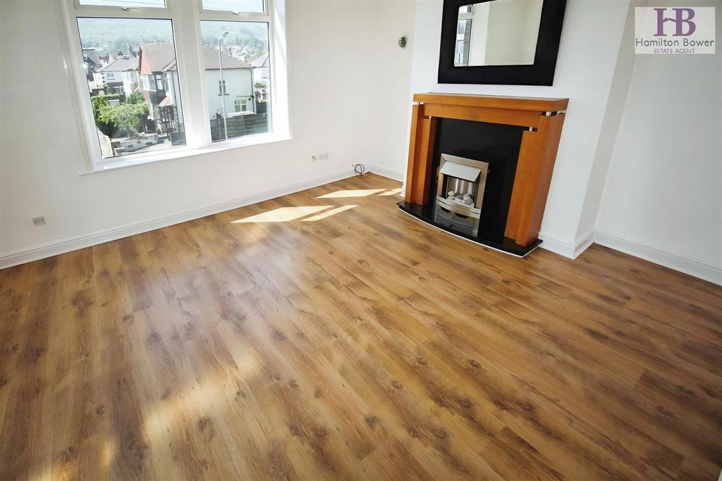 42294b2e-Leeds 20 Road 20 Ilkley4.jpg