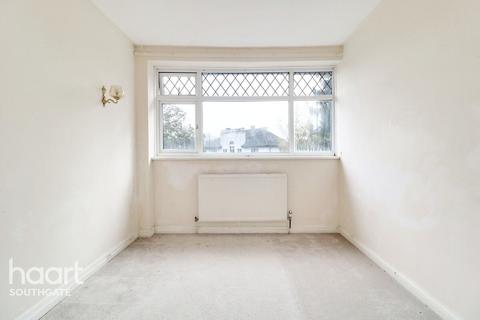 3 bedroom semi-detached house for sale, Lavender Hill, Enfield