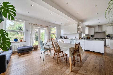 Claremont Searle Street, Crediton, EX17 2DB
