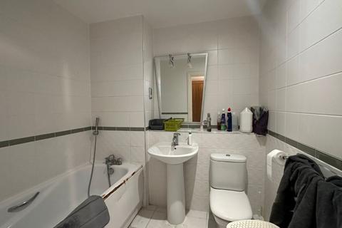 29 Miles Close, London, SE28 0NJ