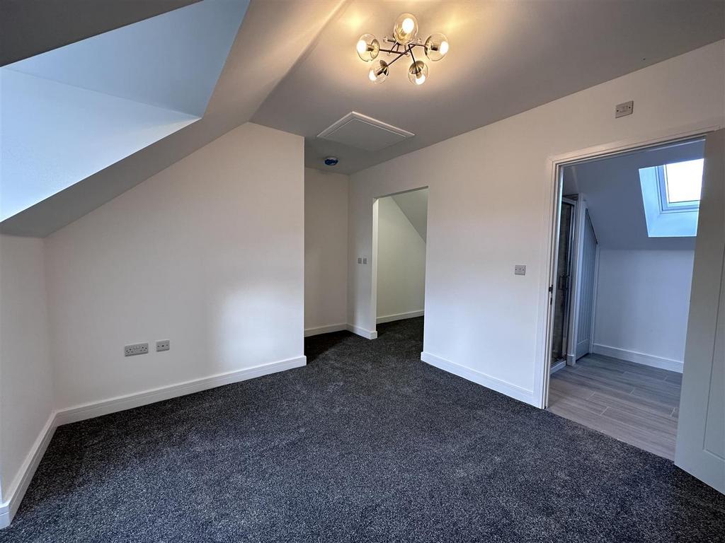 Bedroom 3.jpg
